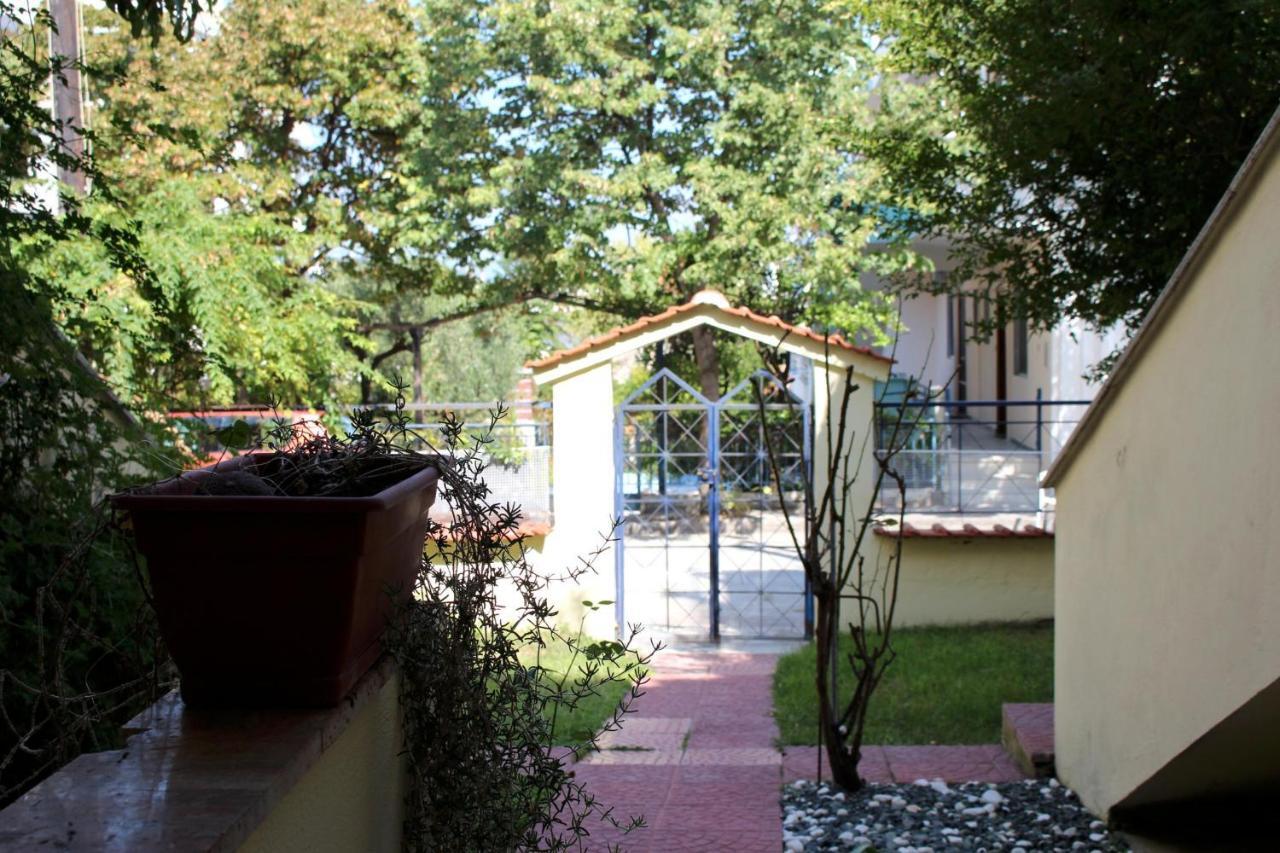 Litsa-Studio Nea Iraklitsa Exterior photo